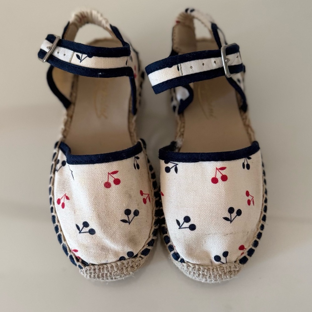 BONPOINT Charming Kids Canvas Shoes with Cherry Print